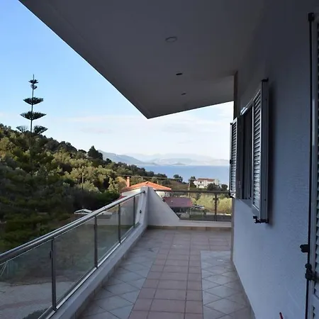 Ολόκληρος Όροφος Αγροτική Οικία Apartment Neos Pirgos Exterior photo