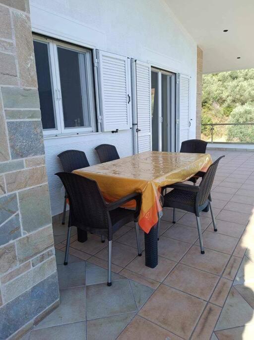 Apartment ολόκληρος όροφος αγροτική οικία *